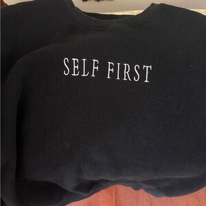 Woman’s Black Sweatshirt